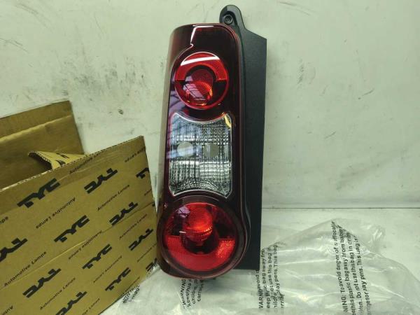 ARRIERE GAUCHE CITROEN BERLINGO / PEUGEOT PARTNER 2012+ 2 PORTES ARRIERE - Vue 1